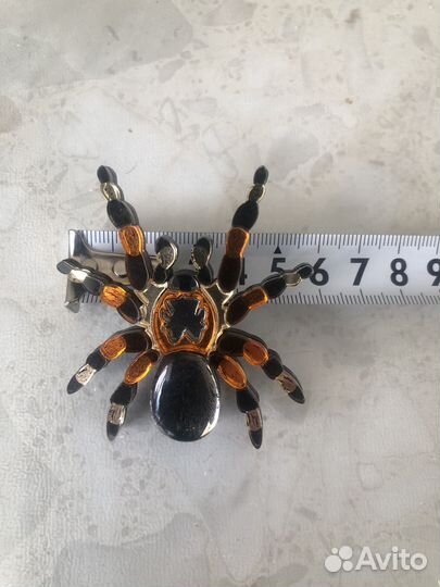 Брошь паук