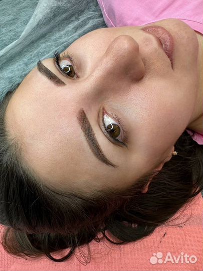 Модель на перманентный макияж