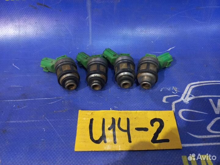 Форсунка топливная nissan bluebird U14 SR18