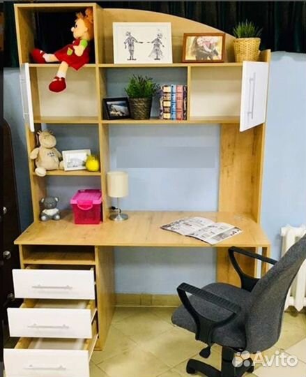 Компьютерный стол новый