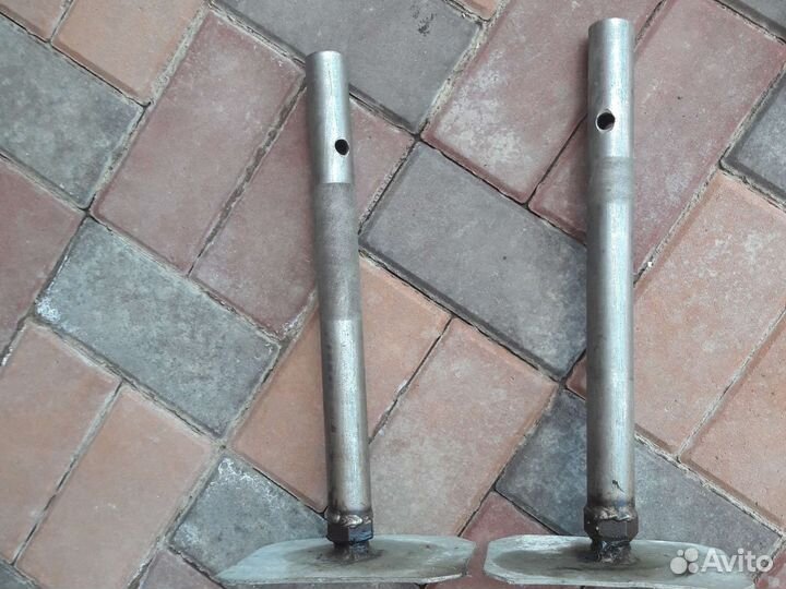 Стойки из нержавейви