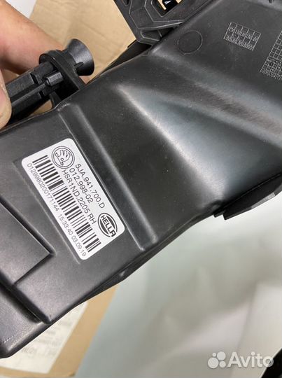 Фара противотуманная шкода рапид