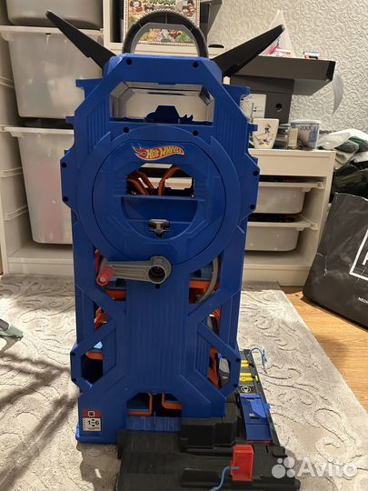Гараж хотвилс mega garage hot wheels