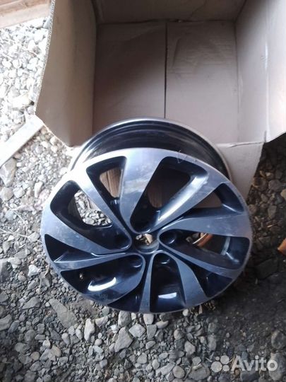 Диск Пежо Ситроен 9810098477XY