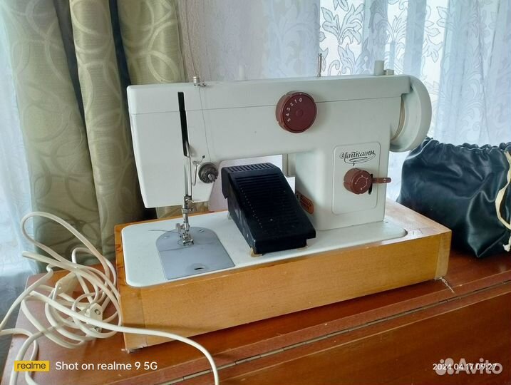 Швейная машинка Чайка 134