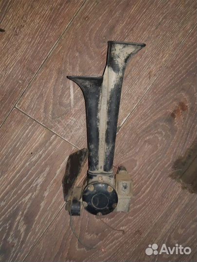 Сигнал звуковой. Isuzu Giga CXZ71J 10PD1 1994