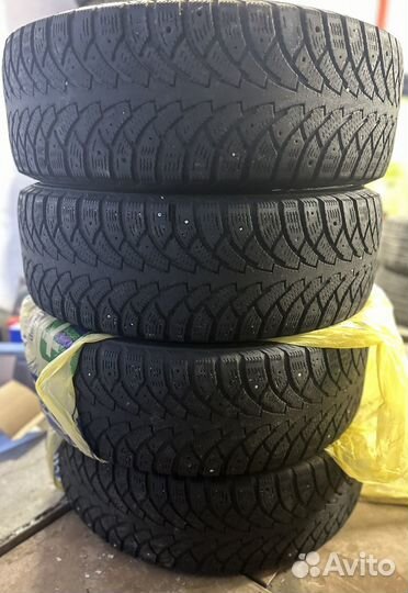Nokian Tyres Nordman 4 215/65 R16 102T