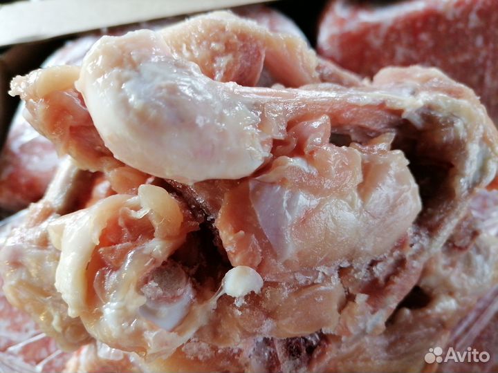 Мясокостный куриный фарш.(корм животным)