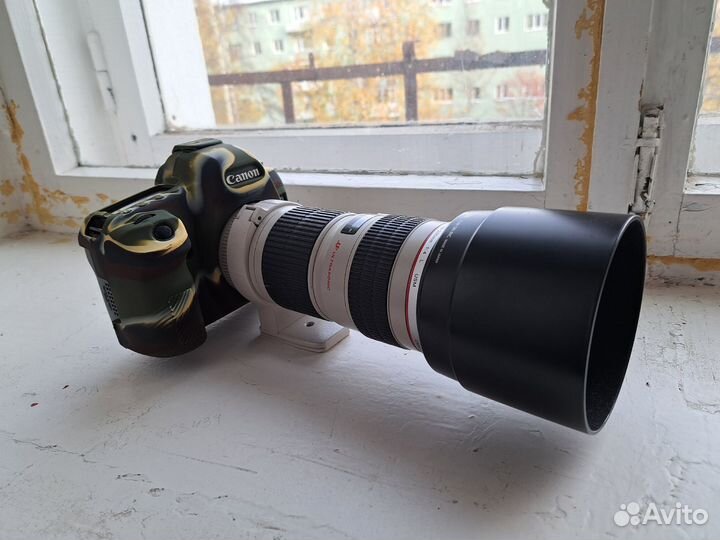 Зеркальный фотоаппарат canon 5D mark ii