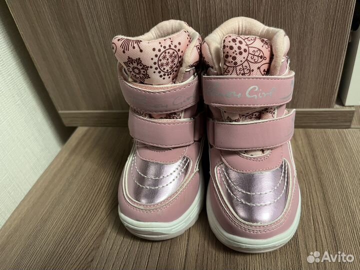 Утеплённые ботинки для девочки