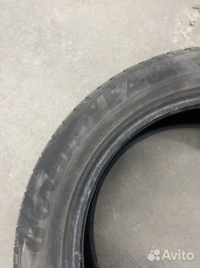 Goodyear EfficientGrip SUV 4x4 235/55 R19 105V