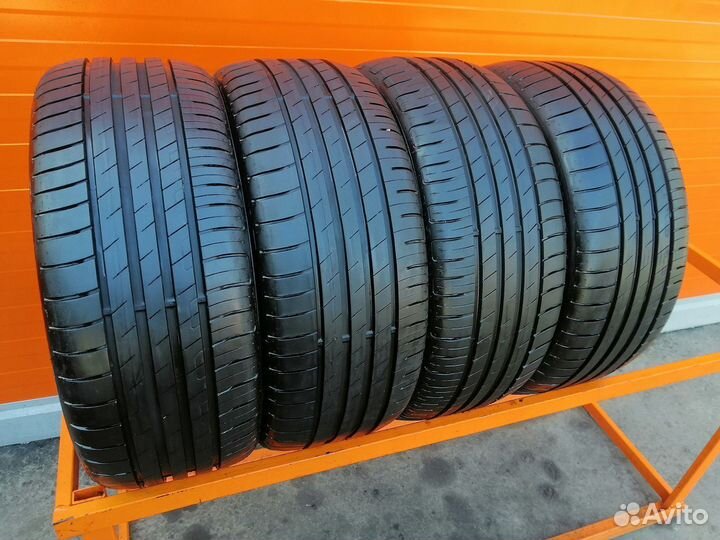 Goodyear EfficientGrip Performance 215/45 R17 91W