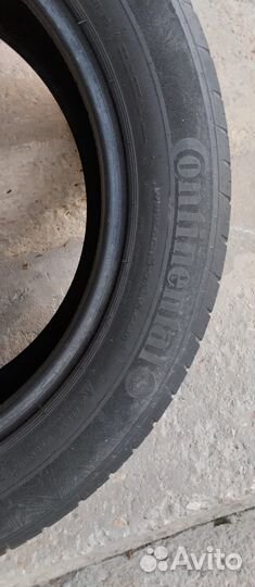 Continental ContiPremiumContact 2 215/55 R17 94V