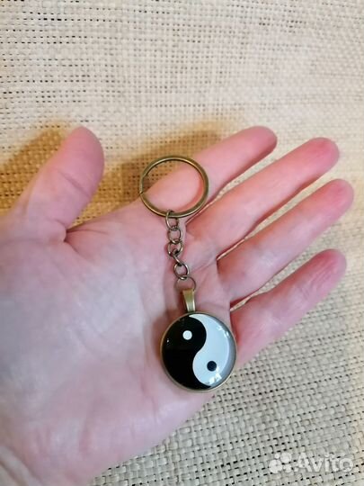 Брелок инь-янь