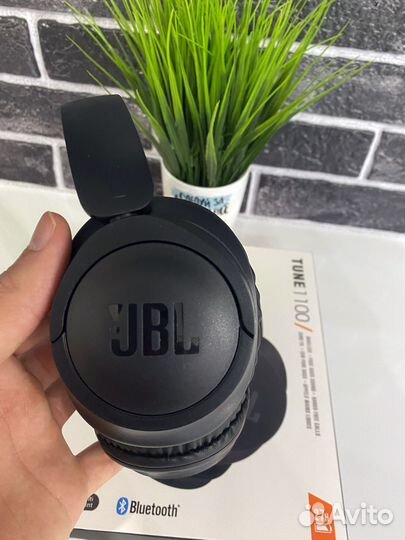 Беспроводные наушники JBL Tune 1100 (Pure Bass)