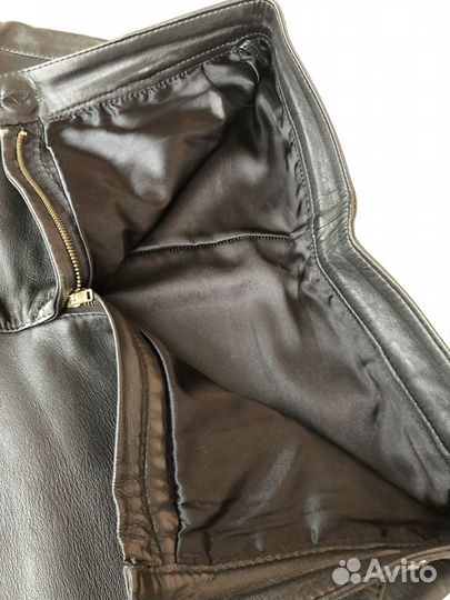 Продам женские шорты, кожа по-во Турция размер 42