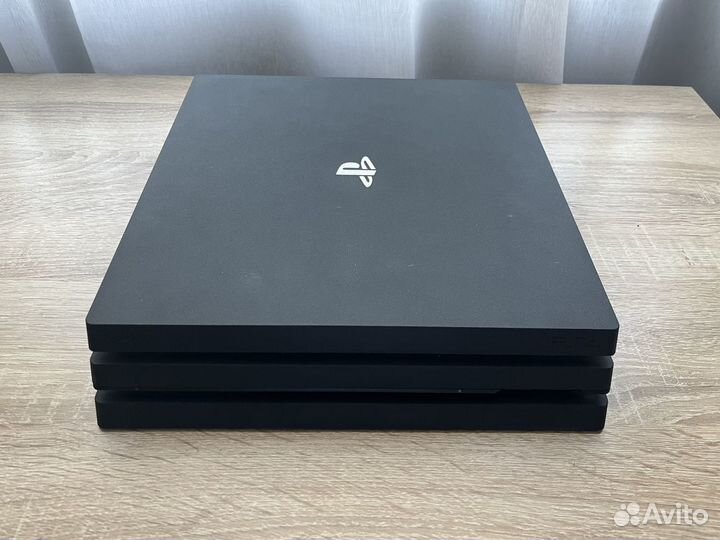 Sony PlayStation 4 pro 1tb