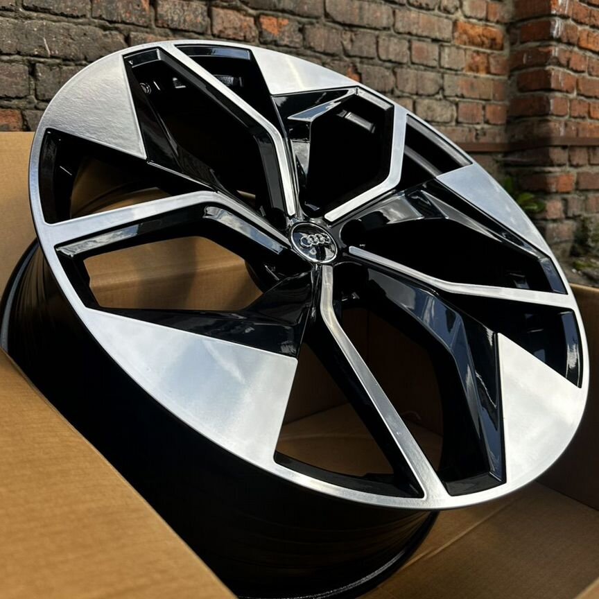 Литые диски Audi 9.5×R22 5×112