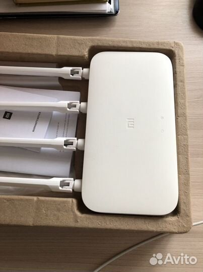 Wi-Fi роутер Mi 4A (dvb4230gl)