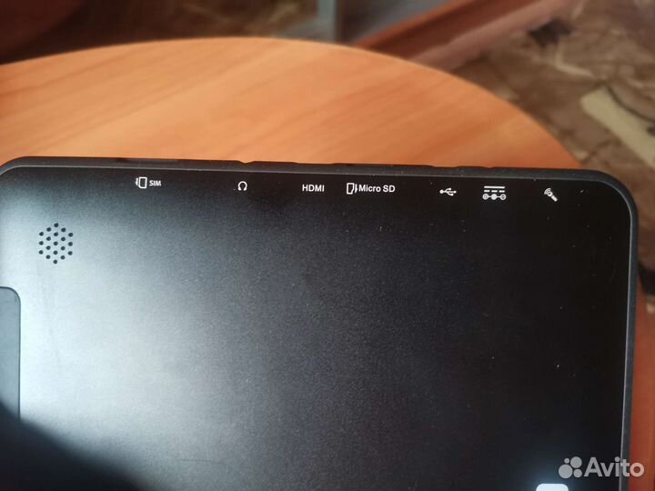 Планшет airtab m100qg