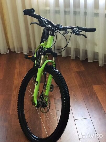 GT Aggressor Disc размер XS колеса 26