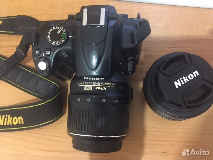 Фотоаппарат зеркальный