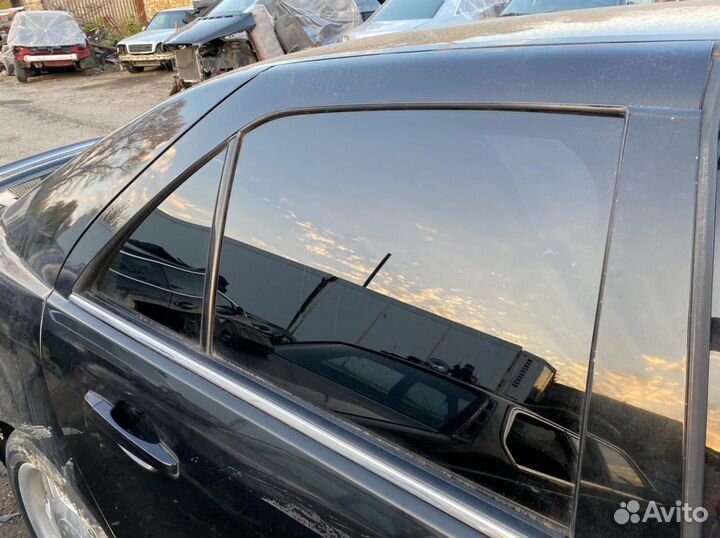 Стекла дверные Cadillac STS