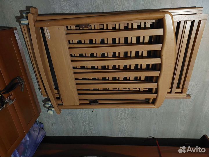 Детская кроватка