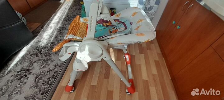 Стульчик для кормления