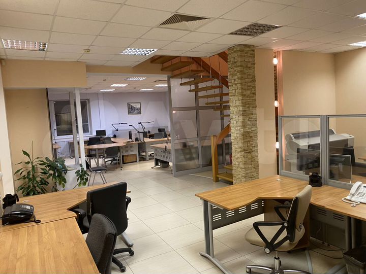 Офис, 296 м²