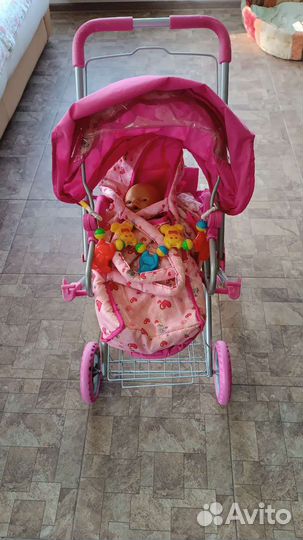 Коляска кукольная