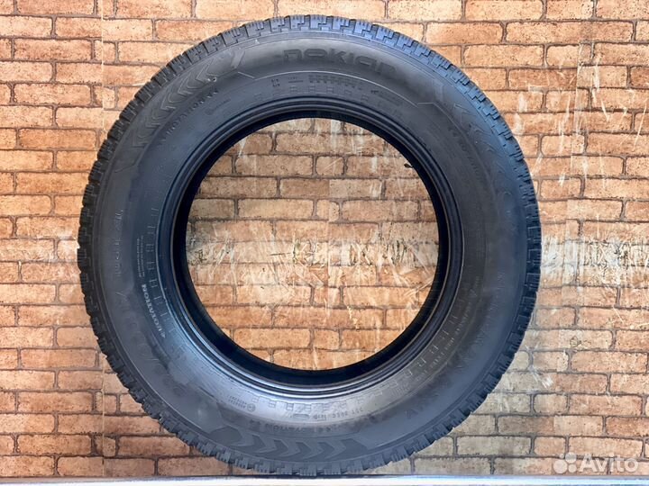 Nokian Tyres Nordman 5 235/65 R17