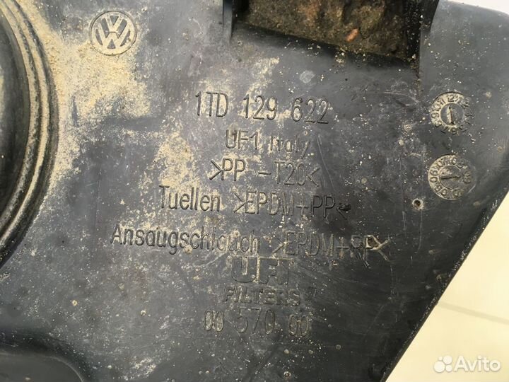 Резонатор воздушного фильтра Golf VI 2009-2012