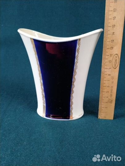 Ваза для цветов лфз