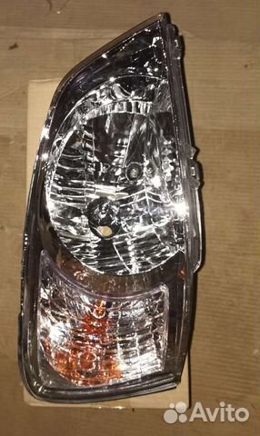 Фара правая на hyundai getz 2002 г