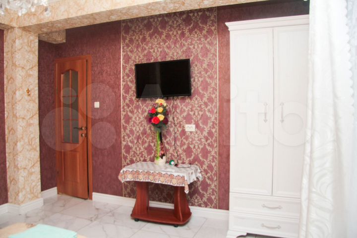 Комната 25 м² в 1-к., 1/2 эт.