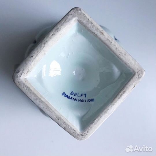 Кувшинчик и пепельница, Голландия