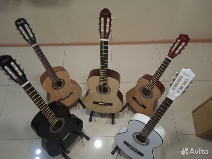 Гитары классические, новые, размеры 4/4, 3/4, 7/8