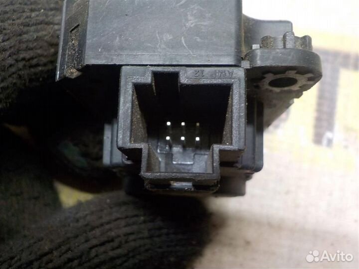 Моторчик заслонки печки Opel Astra H 2004-2014