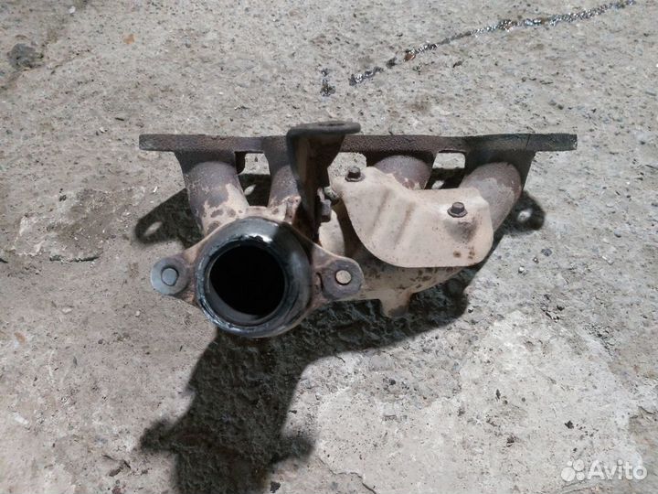 Коллектор впускной Lifan Breez 520, 1.3