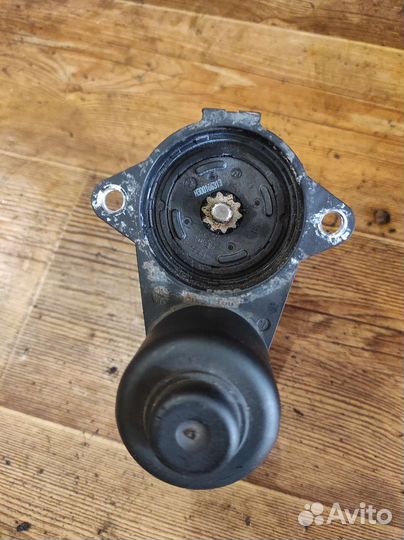 Суппорт задний левый VW Passat B6 12 шлицов