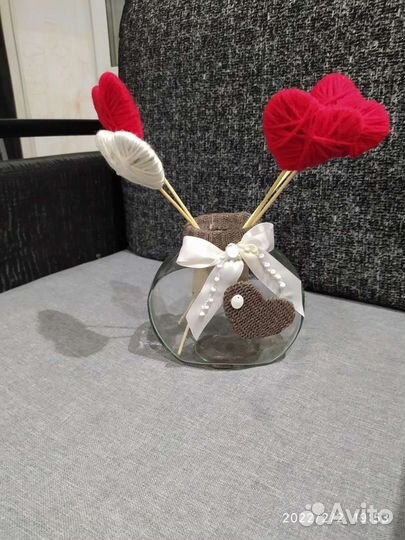 Ваза с сердечками ручной работы