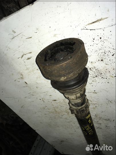 Полуось правая Volkswagen Polo Classic