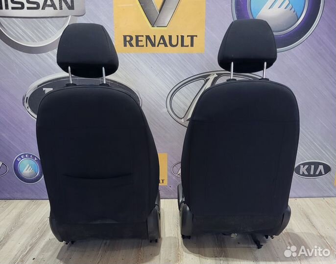 Сиденье кресло переднее Hyundai solaris