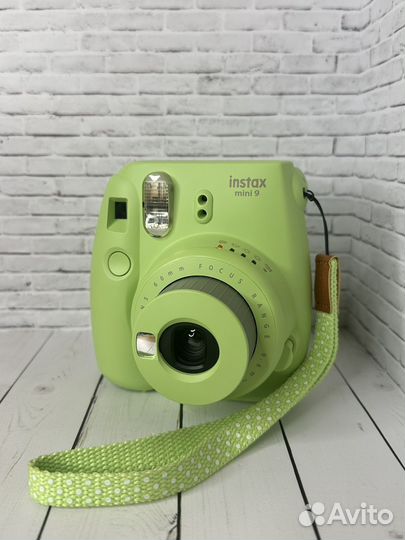 Фотоаппарат instax mini 9 зеленый