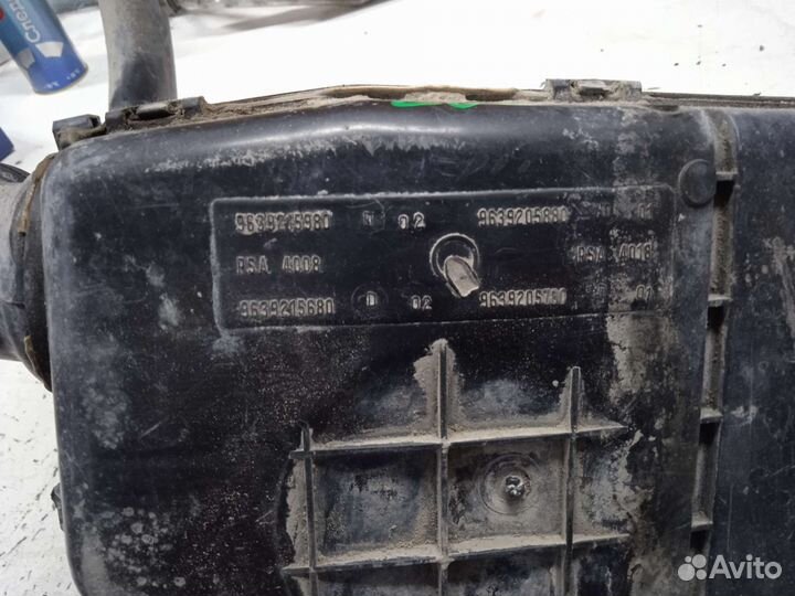 Резонатор воздушного фильтра Peugeot 206 Пежо 206