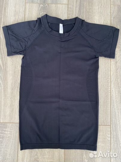 Футболка спортивная женская новая