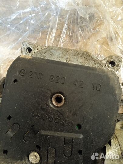 Моторчик люка Mercedes-Benz W210