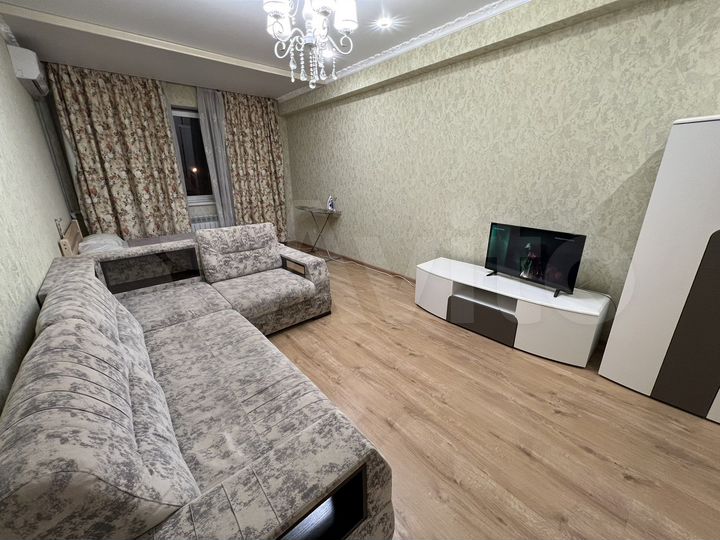 1-к. квартира, 40 м², 3/18 эт.
