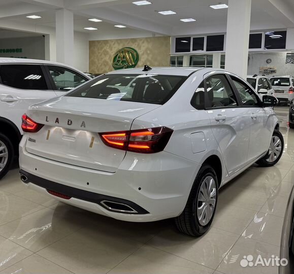 LADA Vesta 1.6 МТ, 2023, 900 км